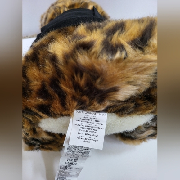 Dolce & Gabbana Leopard Mascot Soft Toy - Picture 15 of 16